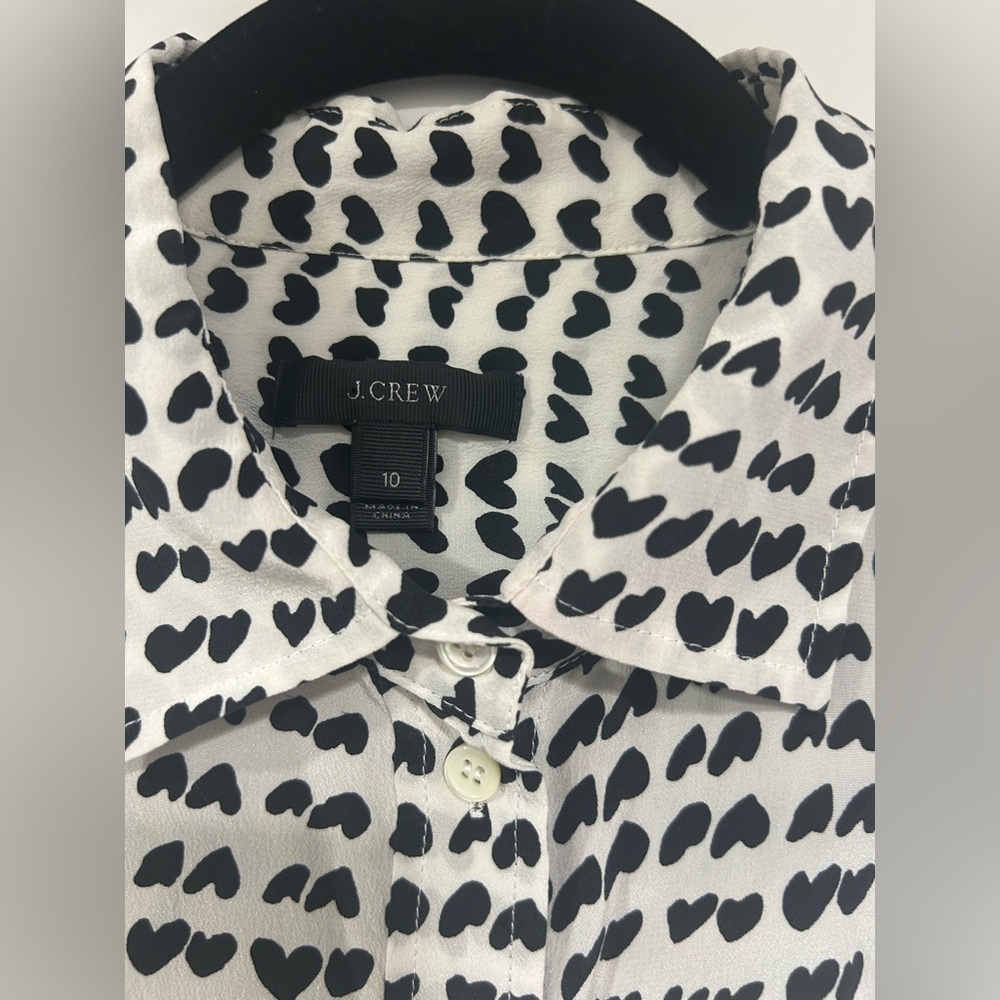 EUC J. Crew 100% Silk Black and White Heart-Print Button-Down Shirt - Picture 2 of 4